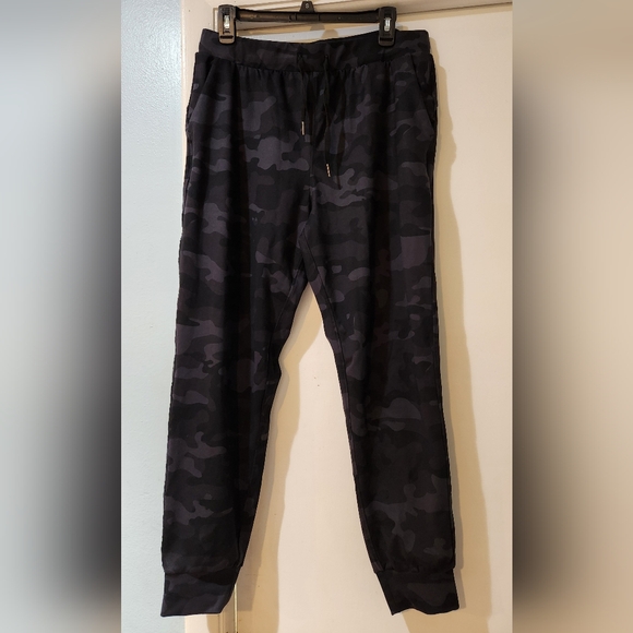 Libin Pants - Women's Libin Camo Lightweight Jogger, Size L